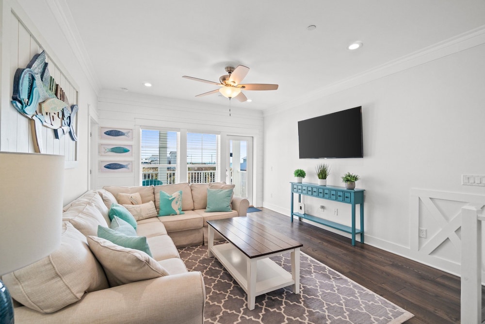Beach House - Riviera Retreat by PHG