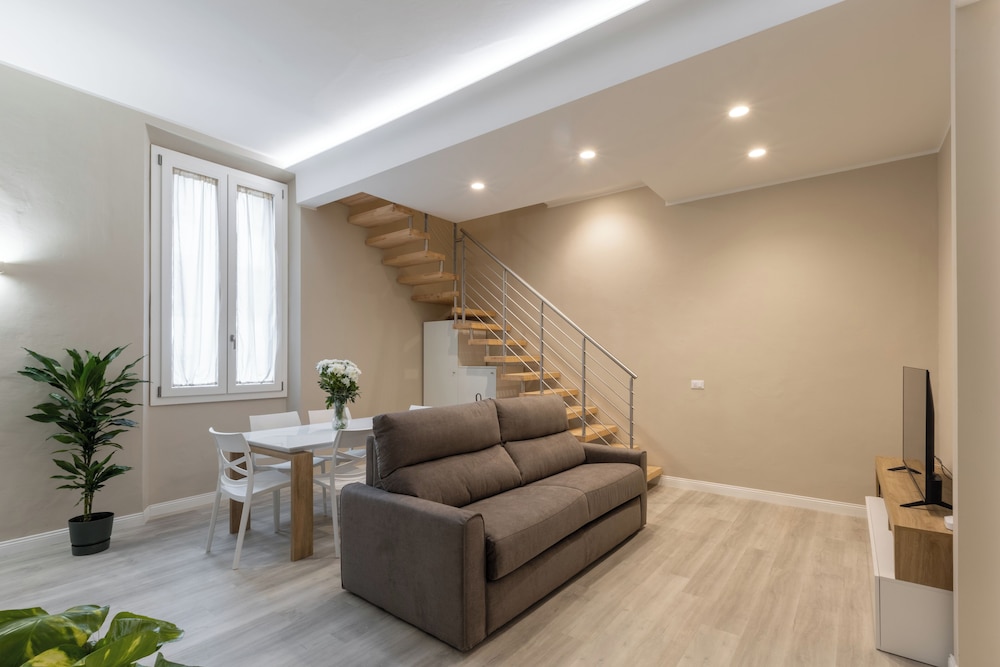 Orsini 98 Apartments by Mamo Florence
