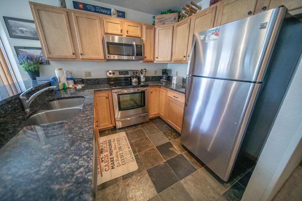 Summit County Vacations - Cinnamon Ridge B304 by SummitCove Vacation Lodging - Property Image 7