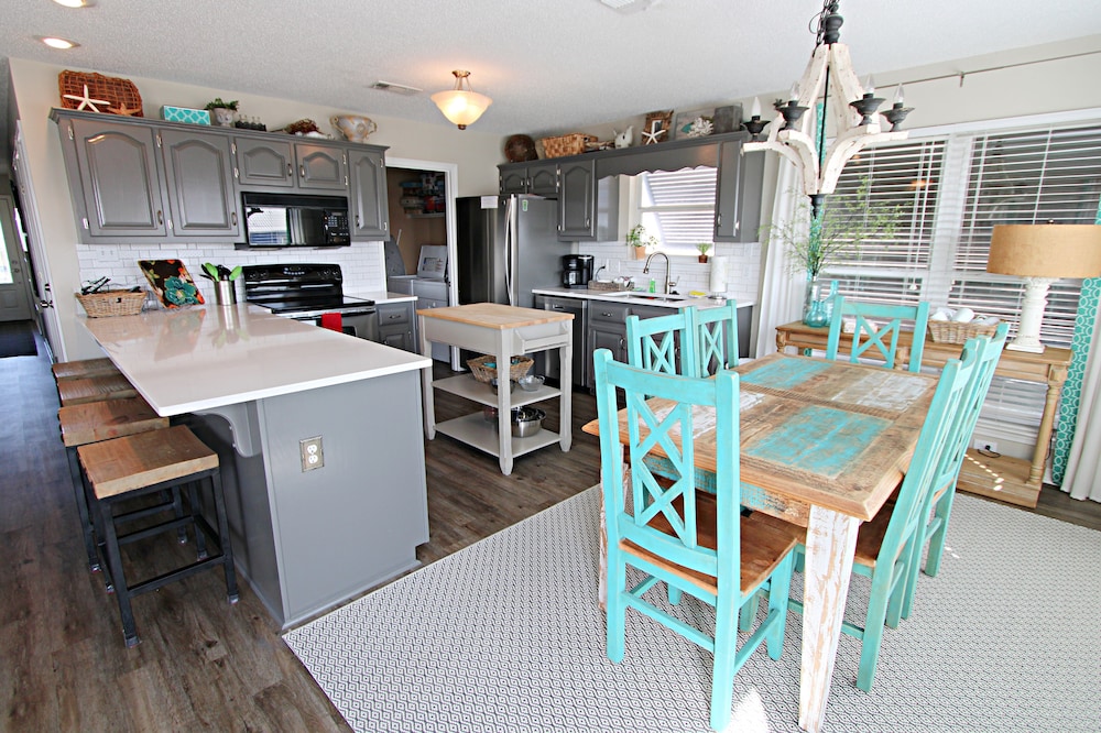 Pelican's Rest Beach House