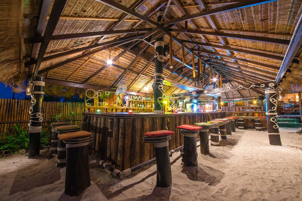 Lipe Beach Resort