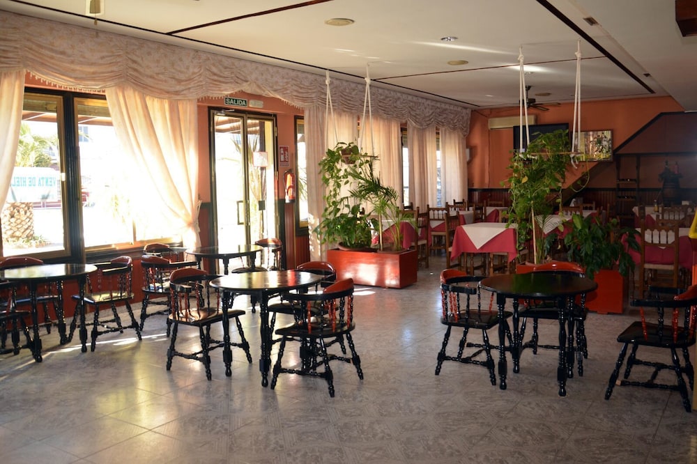 Hostal Cesar photo 3