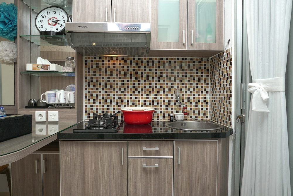 Cozy 2BR Apartment at Green Bay Pluit view 5