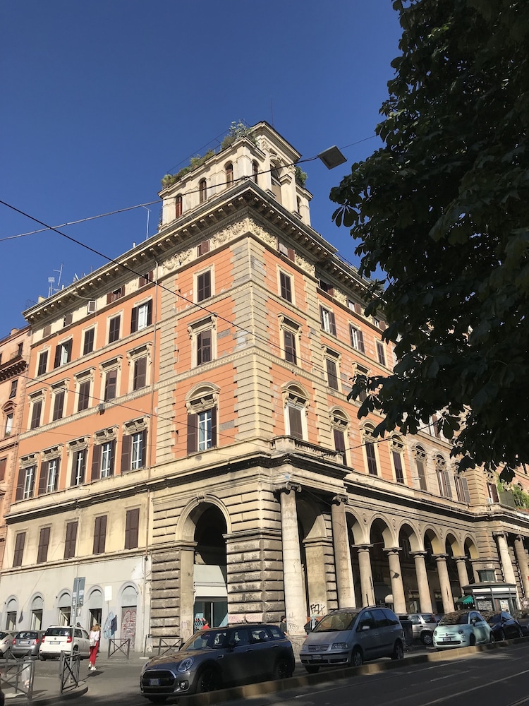 Kings Home In Rome