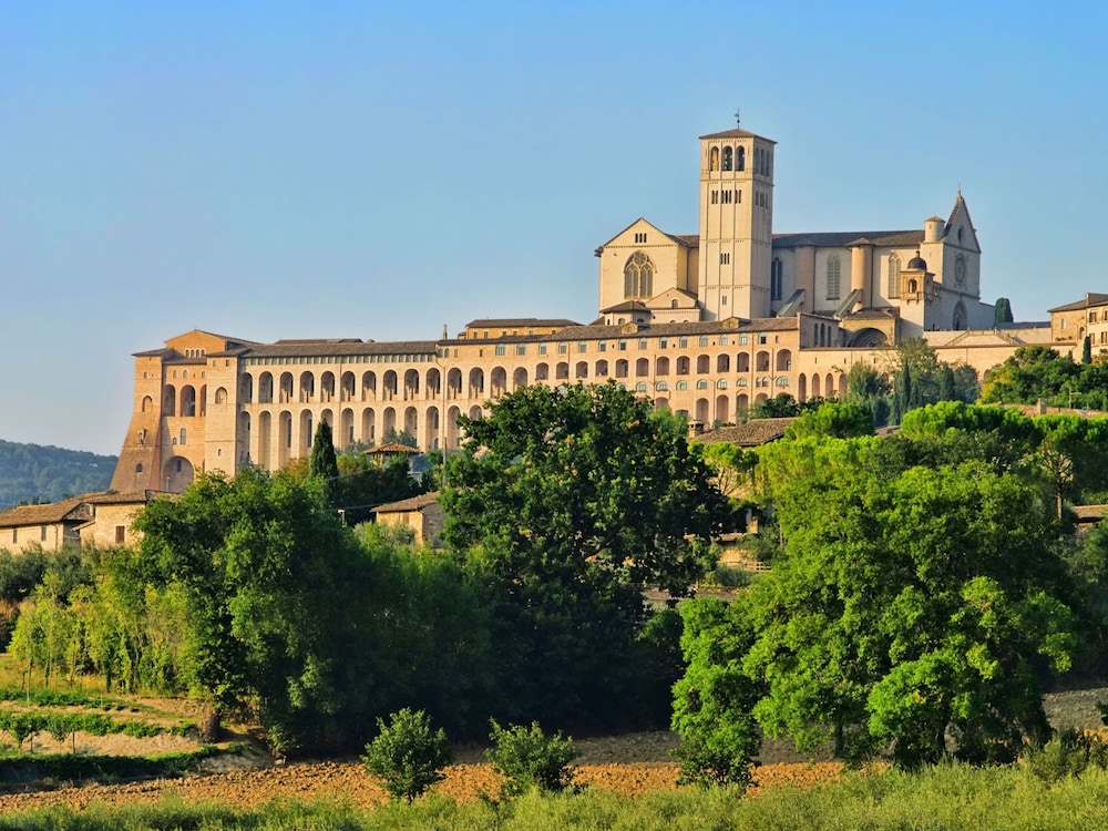 Holiday Home in Bettona With Pool & Near Assisi view 3