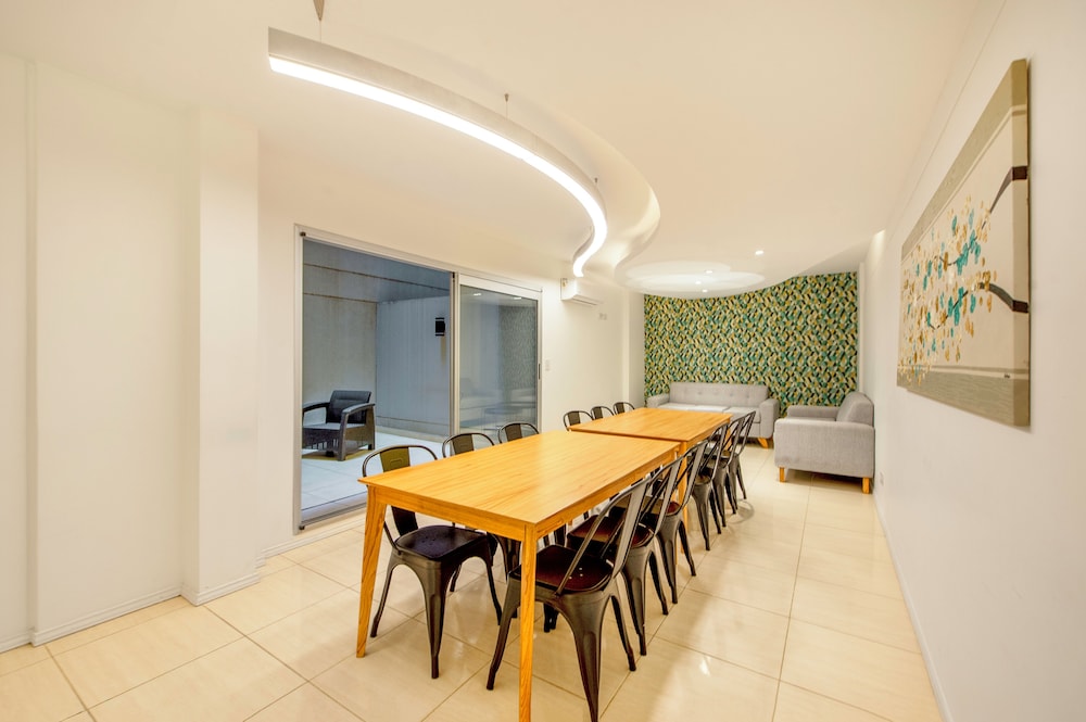meeting & event spaces