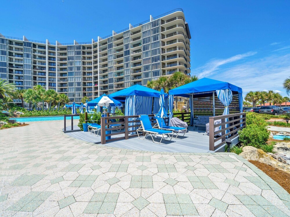 Windward 408 at Edgewater