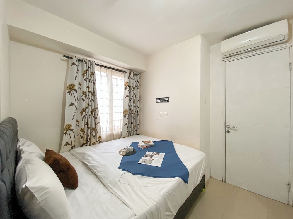 Functional 2Br At Apartment Bassura City