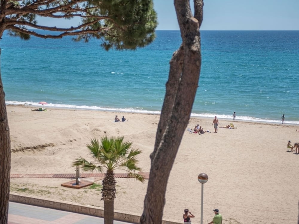 Th116 Apartamento Frente al mar en Cambris