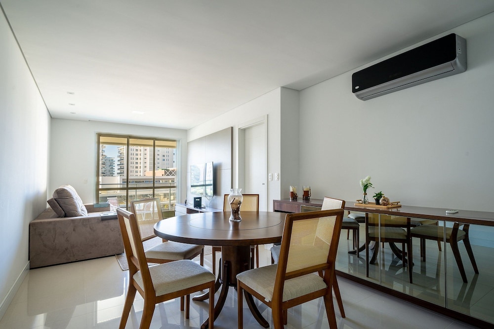 Charming apt w/ Balcony 150m From the Beach Abc0403