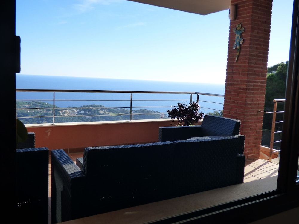 Villa Roca Grossa view 4