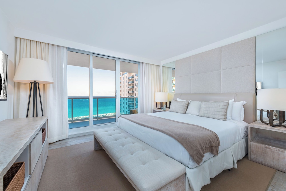 Luxury Vacation Rentals at 1 Hotel & Homes by LRMB