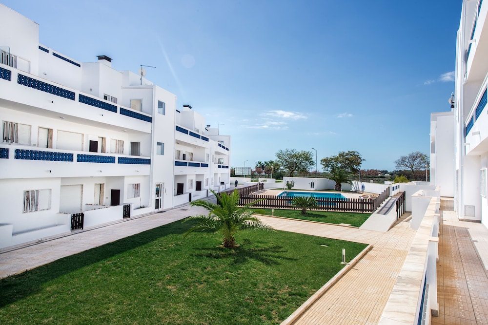 Santa Luzia Residence by MarsAlgarve