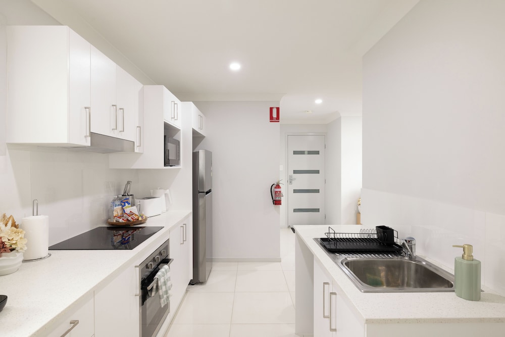 Smart Suites Self Check-in Apartments - 31A Freney