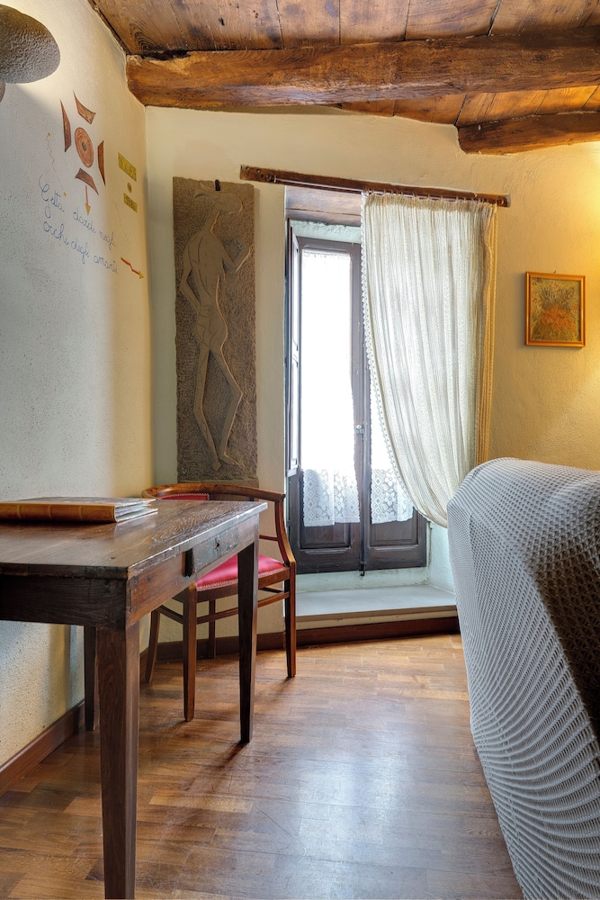 Entire Hilltop Villa With Private Pool In Palazzuolo Sul Senio