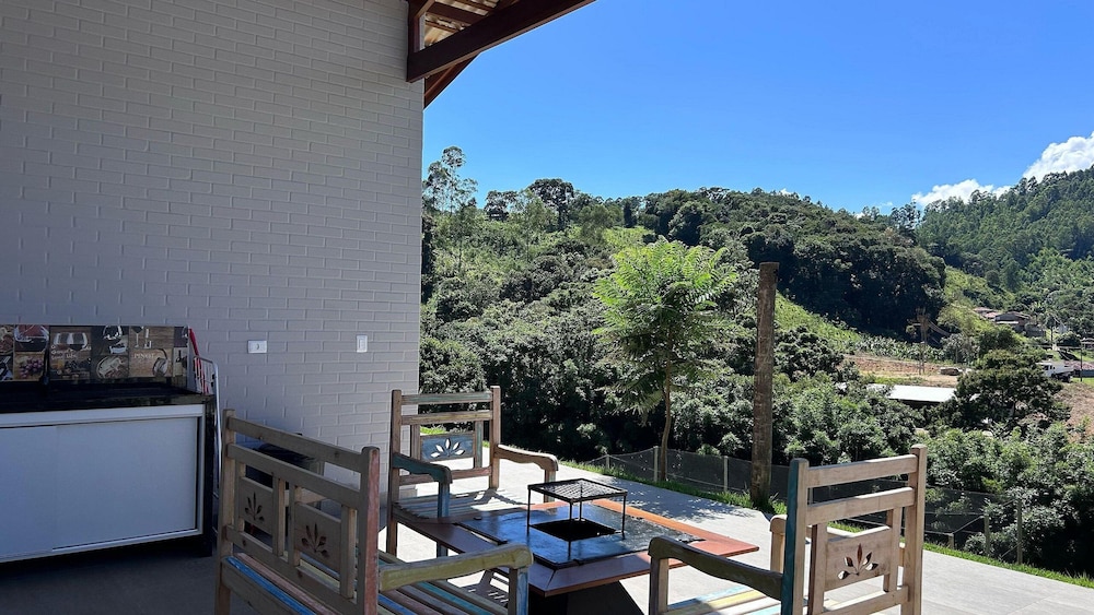 Rancho Ipês do Lago