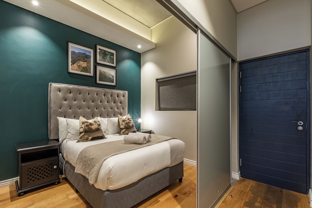 Docklands Deluxe Apartments by ITC Hospitality