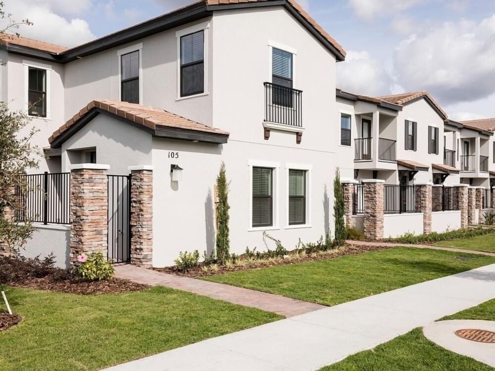 Modern 3 Bed Town Home At Balmoral Resort-3sltth1 3 Bedroom Condo by RedAwning view 5