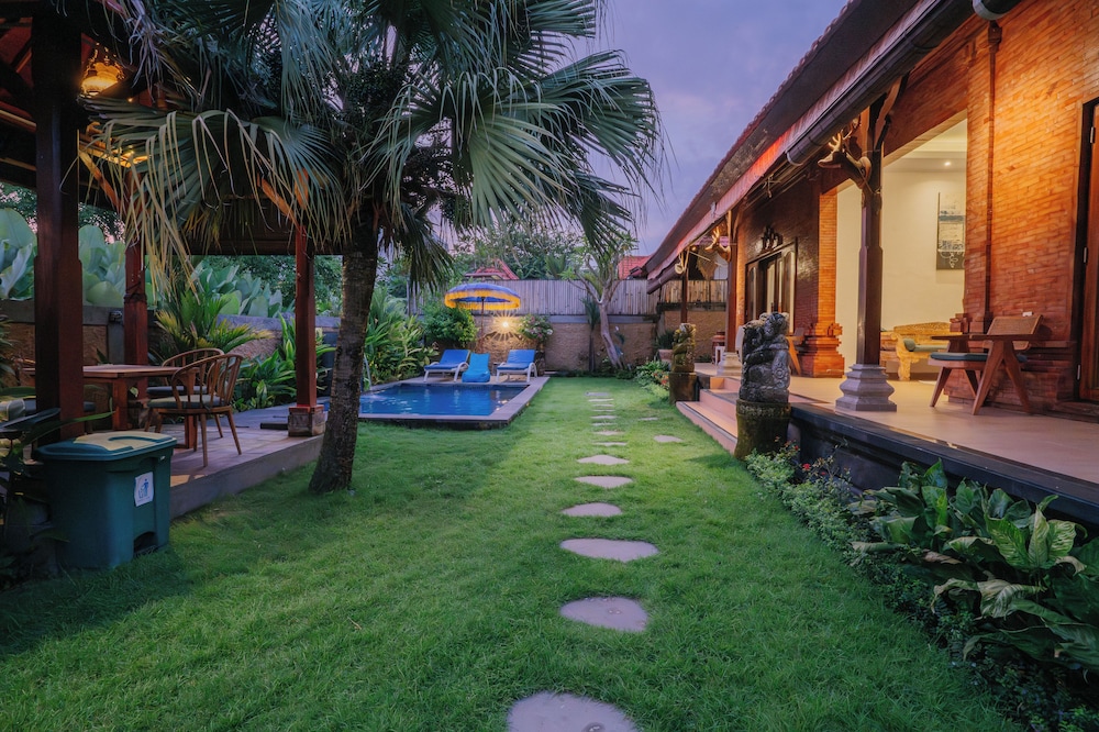 Nelayan Home Villa