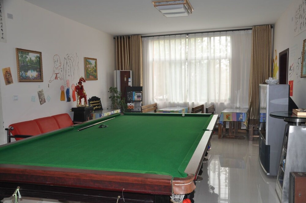 Dengfeng Climb International Hostel