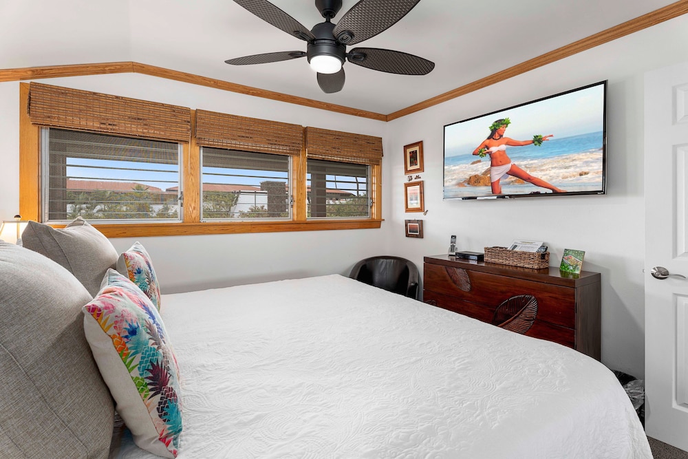 Fully Air-conditioned - Ocean View - Beautifully Renovated- Vrkcv