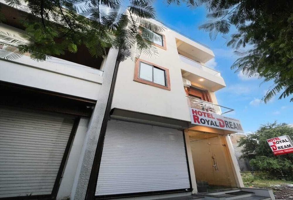 Wishotel Xpress Hotel Royal Dream