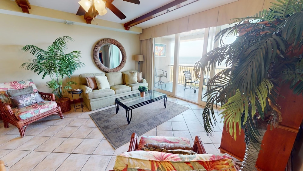 Ocean Song 2 by Tybee Vacation Rentals