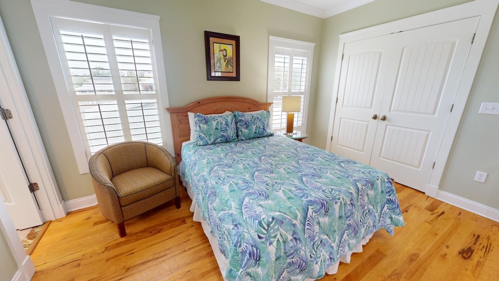 15 17th Street by Tybee Vacation Rentals