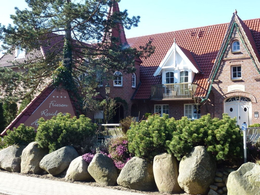 Beach Hair Friesian Residence