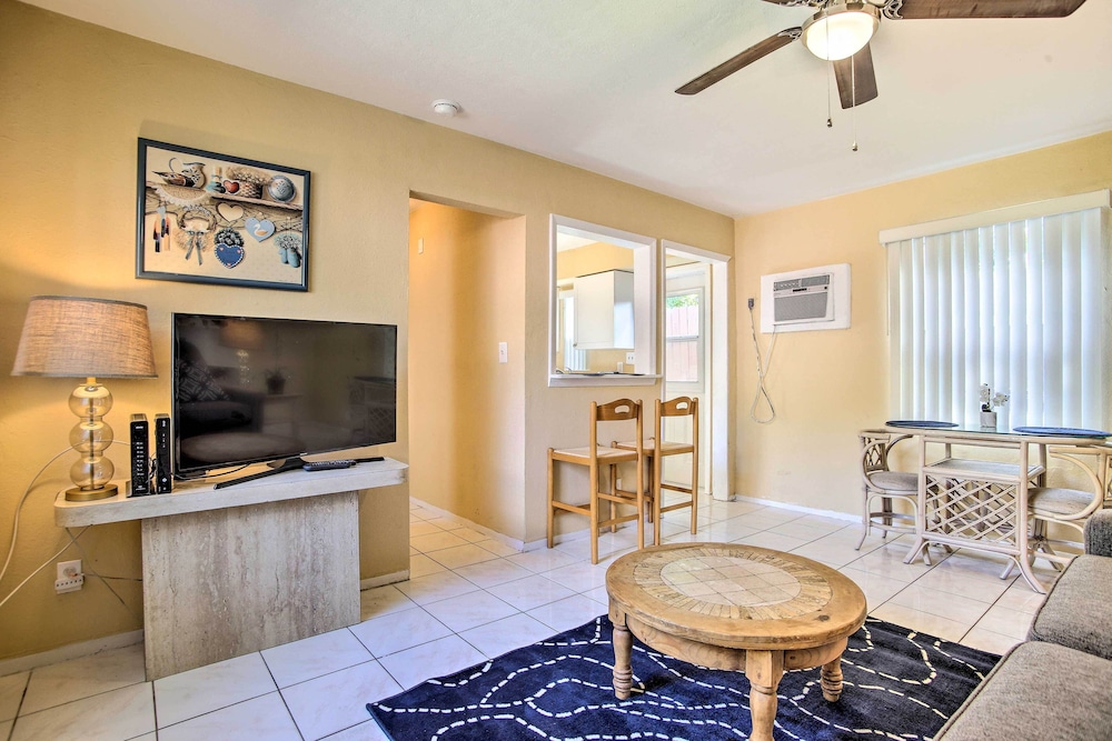 1 Mi to Oceanfront Fun: Pompano Beach Retreat!