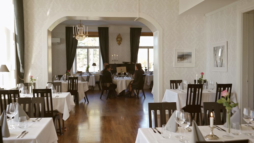 Björkuddens Hotell & Restaurang 10
