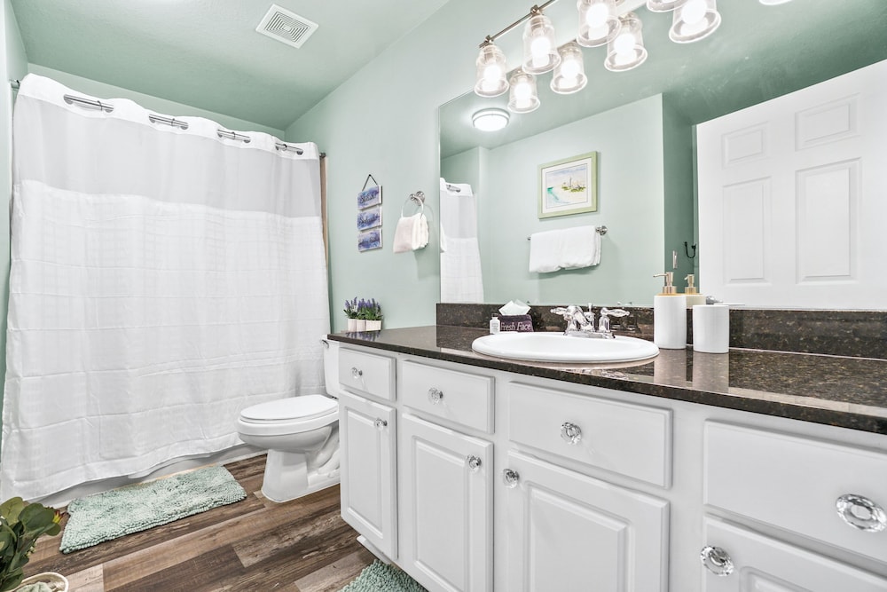 Calypso Beach Resort by Panhandle Getaways