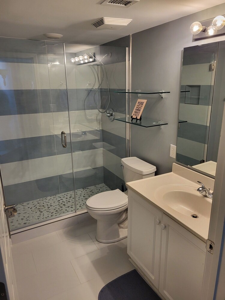 Picture Perfect- Oceanfront Condo