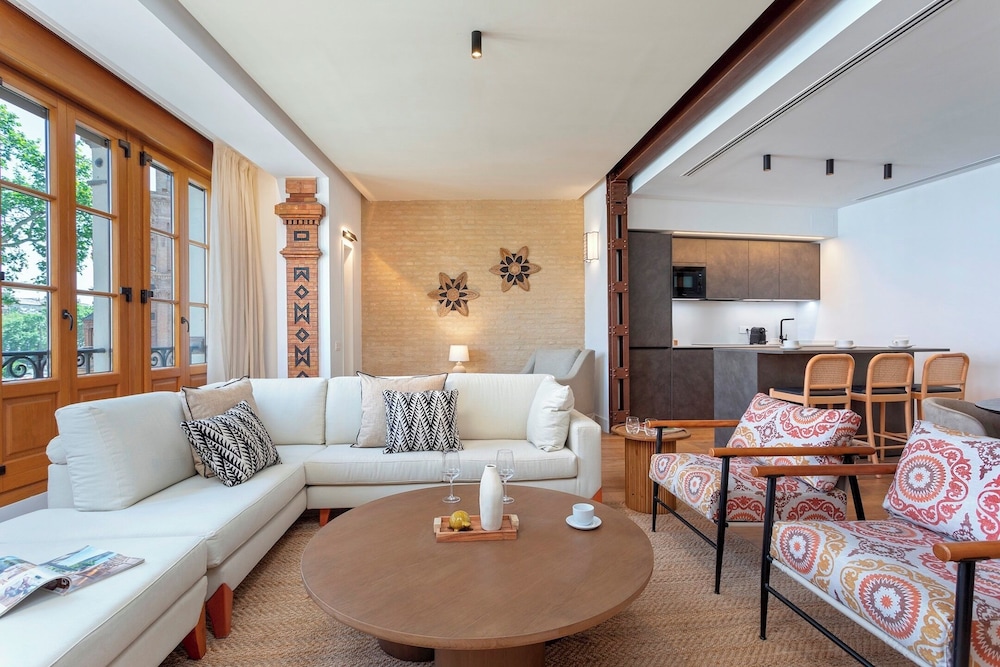 Bright Apartment in Seville. Tomás de Ibarra II