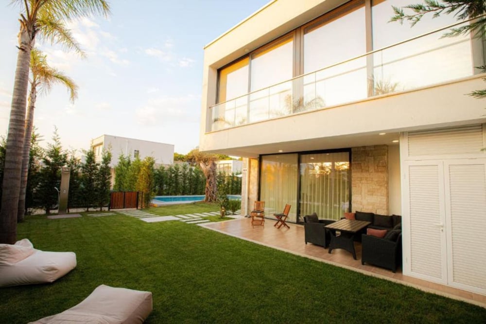 Sanpietro Vacation Villa 001