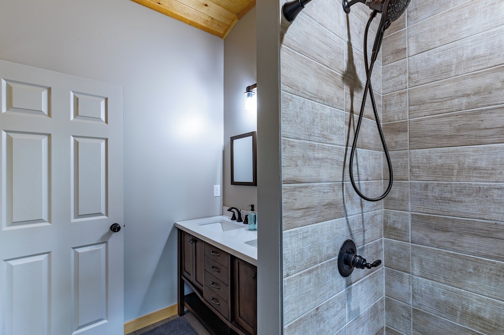 Cozy Cabin in Ellijay Near Blue Ridge