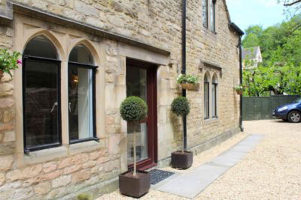 Stroud Vacations - Cotswolds Valleys Accommodation Springfl - Property Image 8