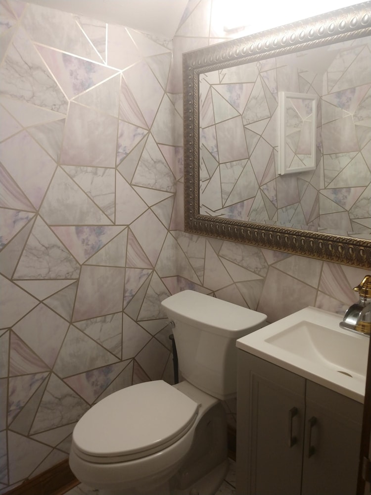 Kingsbay Mansion & Vacation Houses