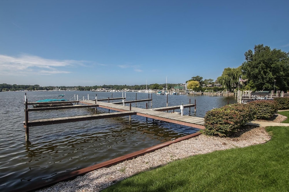 Lay By The Bay
