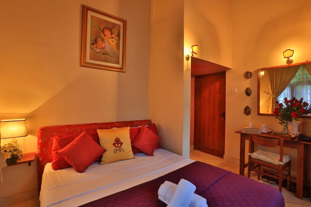 Emel Boutique Hotel
