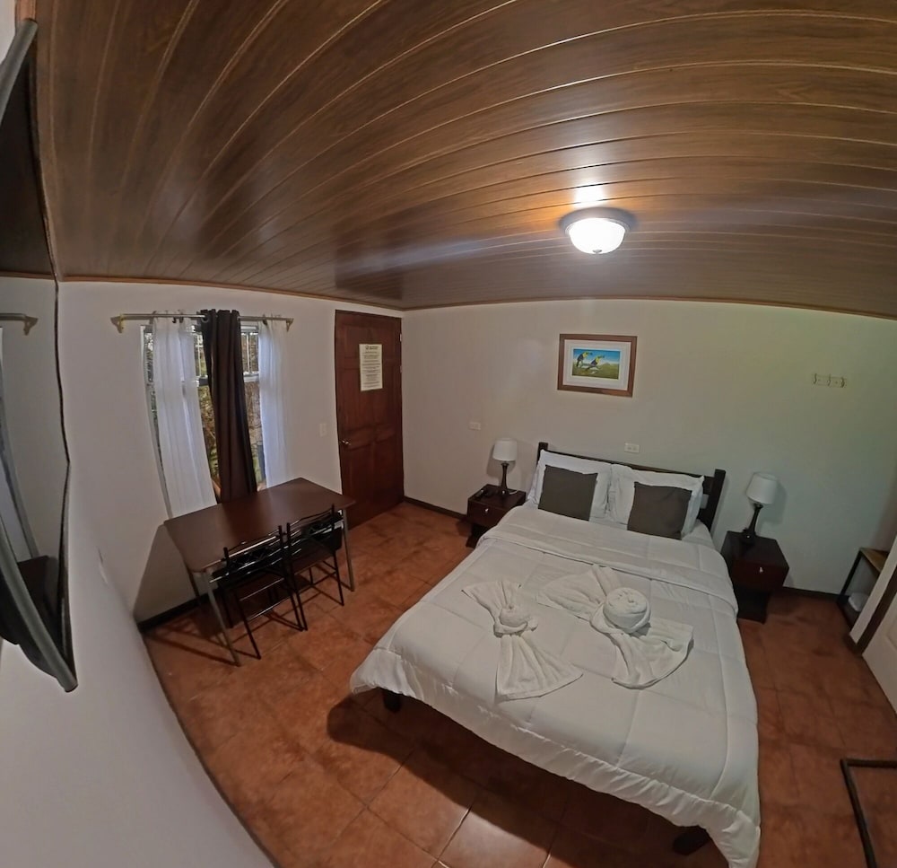 Casa Jungle Monteverde Bed & Breakfast