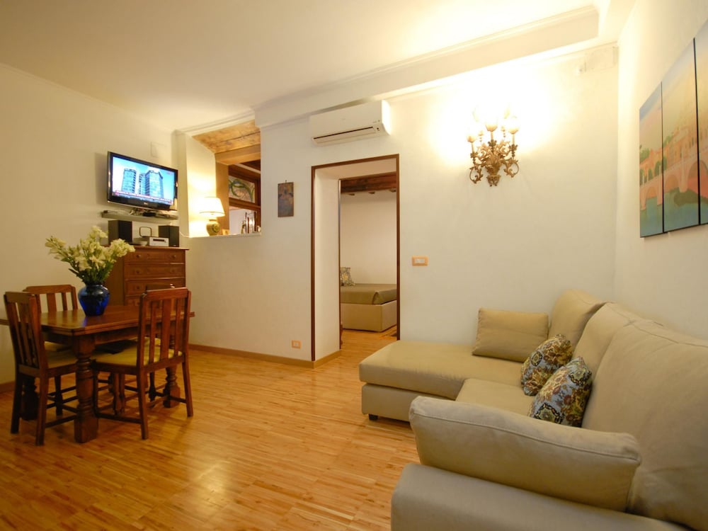 Cappellari Apartment