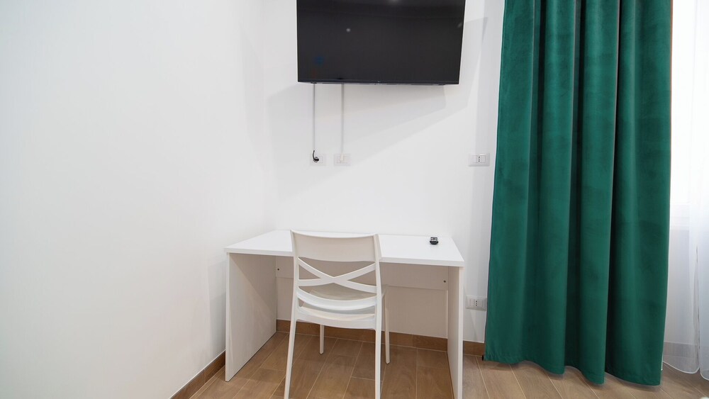 Lovely Rooms by Rentbeat