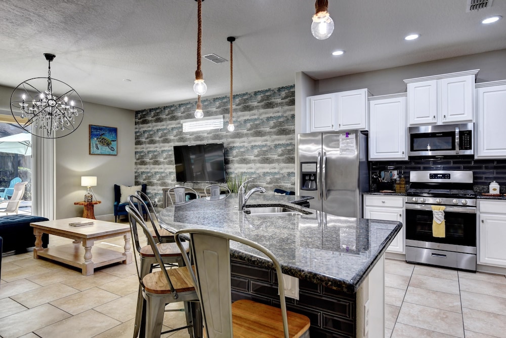 Luxury Solterra Villa - Pool Spa Near Disney