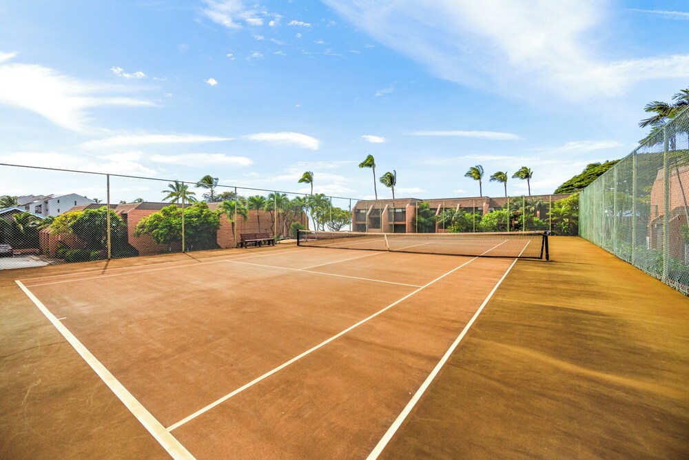 Kuleana Club - 306
