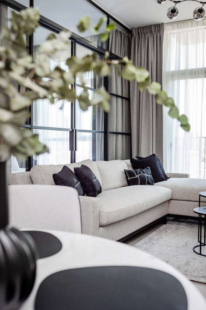 Deluxe 2BR Apartments at Socio