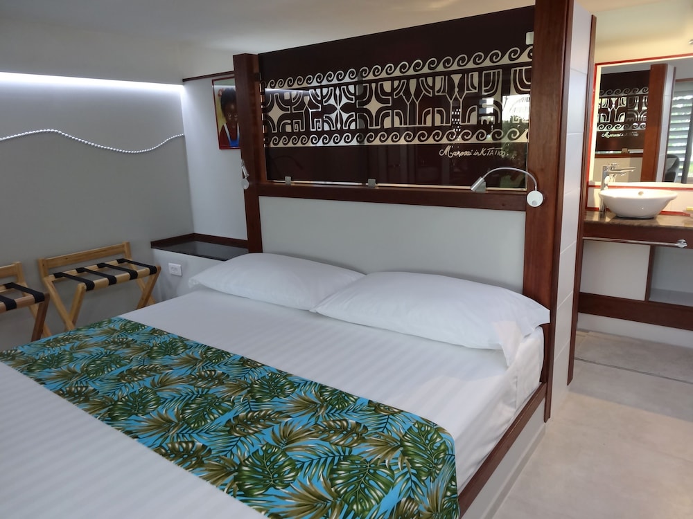 Rangiroa Tiputa Lodge B&B