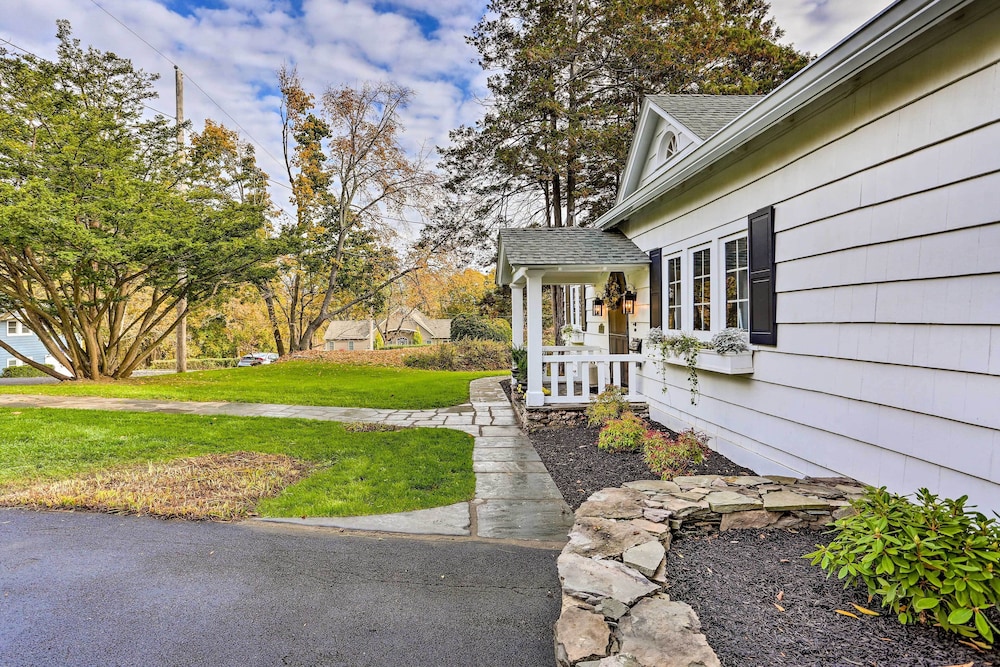 Historic Cornwall-on-hudson Cottage w/ Deck! - Property Image 19