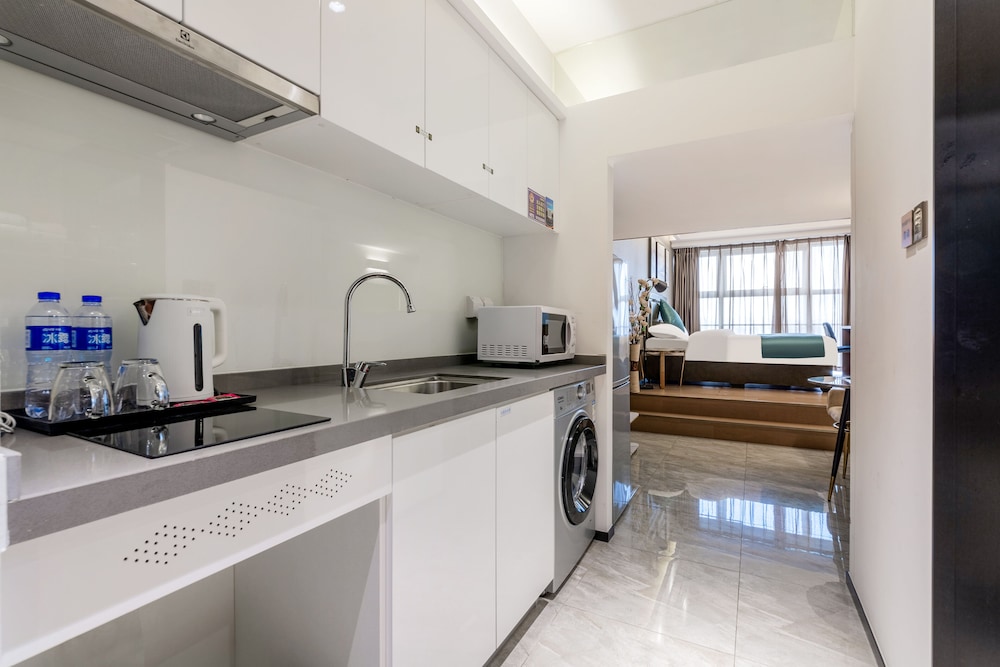 Xizhengjia Apartment Hotel (Guangzhou Financial City Keyun Road subway station store)