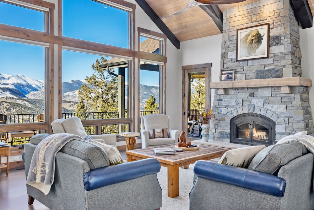 Hearthstone Luxury Vacation Rental At Windcliff 5 Bedroom Home
